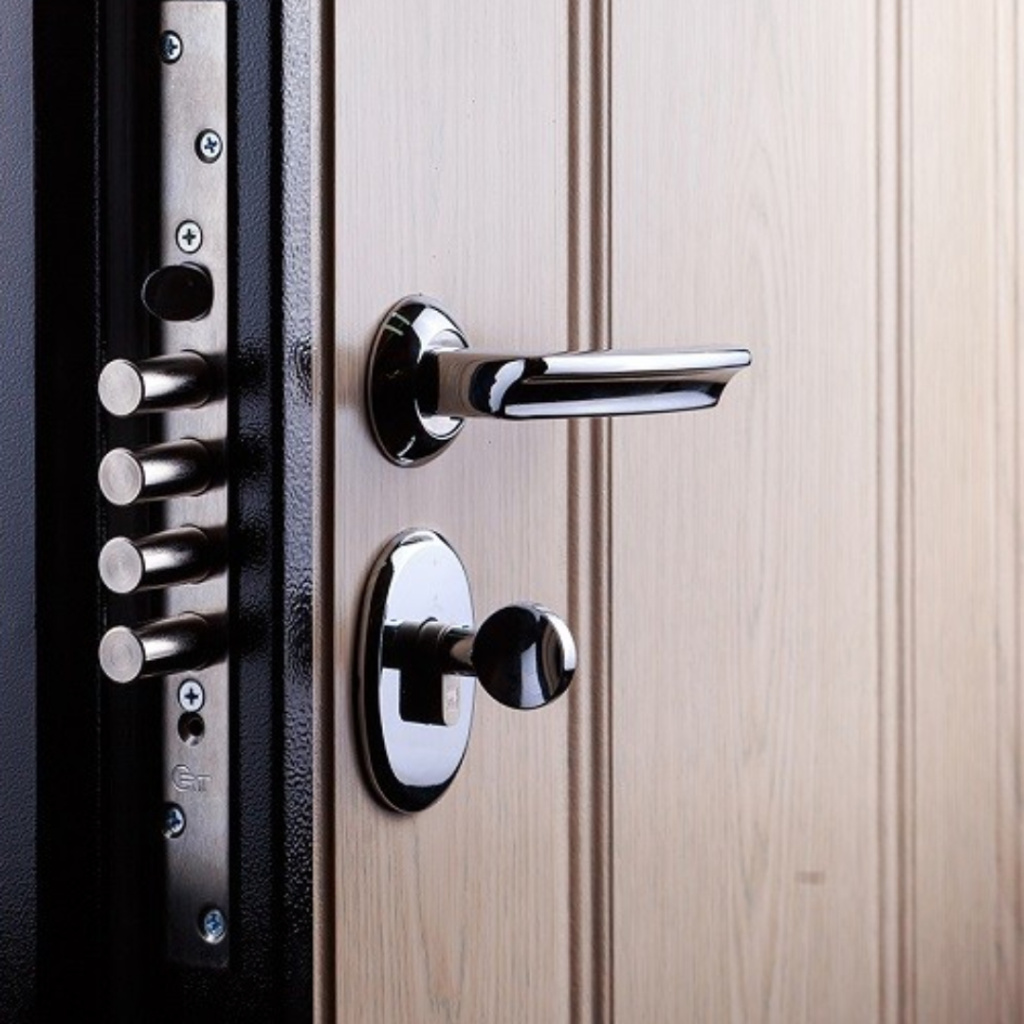 Замена установка ремонт и вскрытие замков в Екатеринбурге.jpg Замена установка ремонт и вскрытие замков в Екатеринбурге.jpg